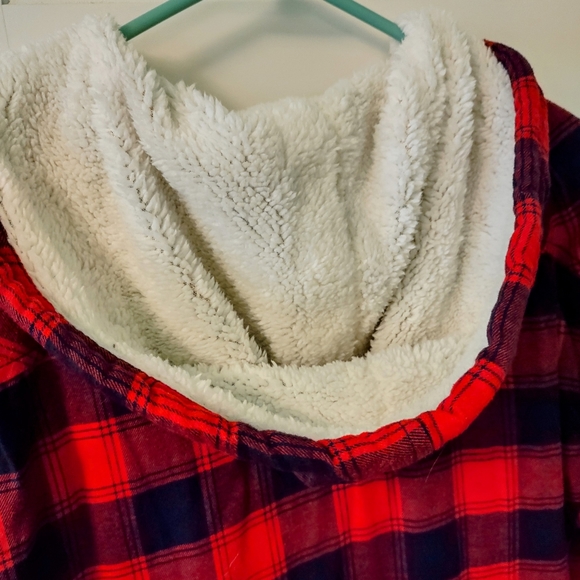 Black and red checkered fleece lined Winter coat. - Picture 6 of 6